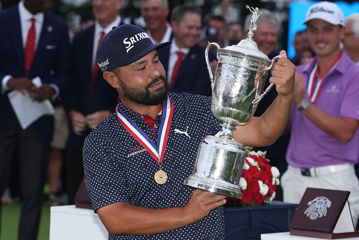 J.J. Spaun vượt ngàn chông gai ở sân golf Oakmont “quái vật”, lần đầu thắng US Open - 1