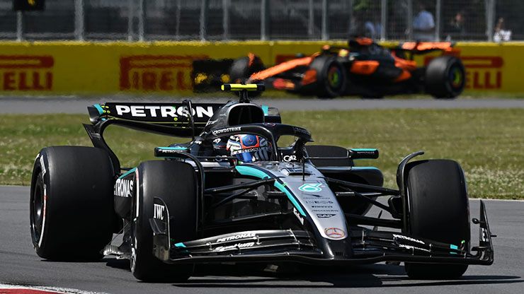 Chiến thắng ngọt ngào của 2 tay đua F1 đội Mercedes ở chặng Canadian GP - 2
