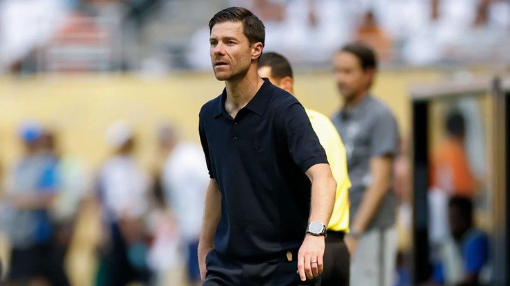 Real Madrid làm khó HLV Xabi Alonso, bác bỏ yêu cầu nâng cấp 1 vị trí - 1