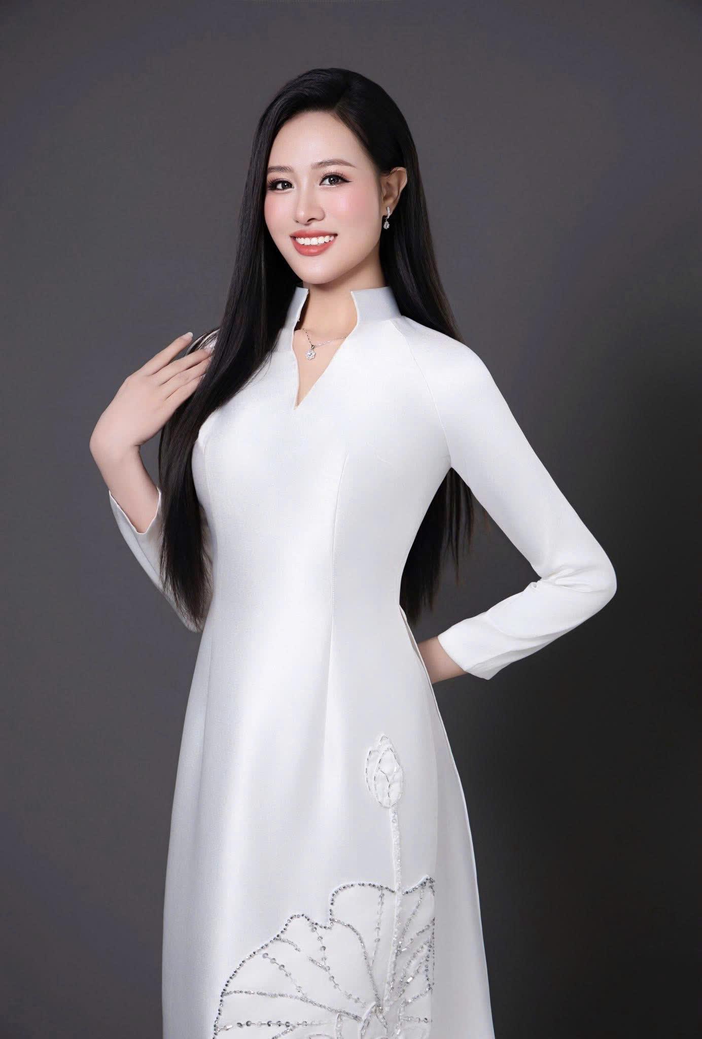 Người đẹp Phú Thọ Phạm Thị Kim Oanh: Tỏa sáng từ bản lĩnh, vươn tới giấc mơ lớn - 2