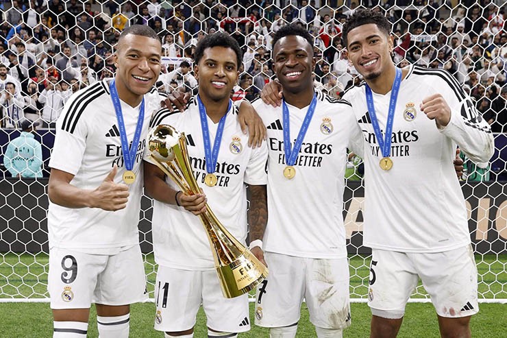 Real Madrid chào bán Vinicius cho 7 đại gia, "bom tấn" lớn nhất hè 2026 sẽ nổ? - 3