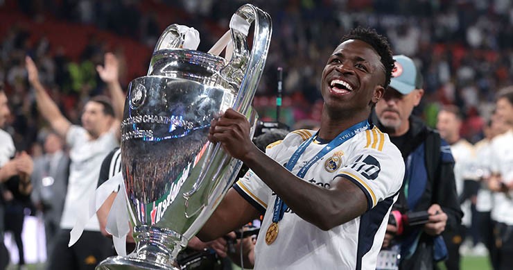 Real Madrid chào bán Vinicius cho 7 đại gia, "bom tấn" lớn nhất hè 2026 sẽ nổ? - 1