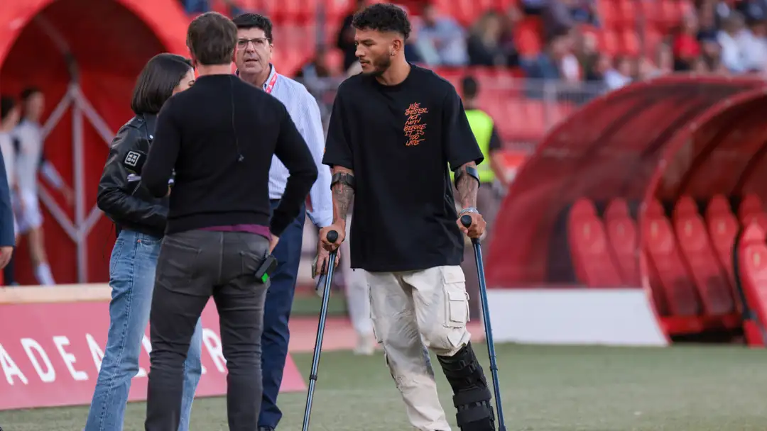 Đại chiến Cúp C1: Luis Suarez quyết gieo sầu Arsenal, Gyokeres ngày về ác mộng? - 3