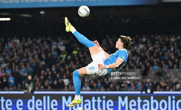 Kết quả bóng đá Napoli - AC Milan: McTominay hụt siêu phẩm, thắp hy vọng đua vô địch (Serie A) - 1