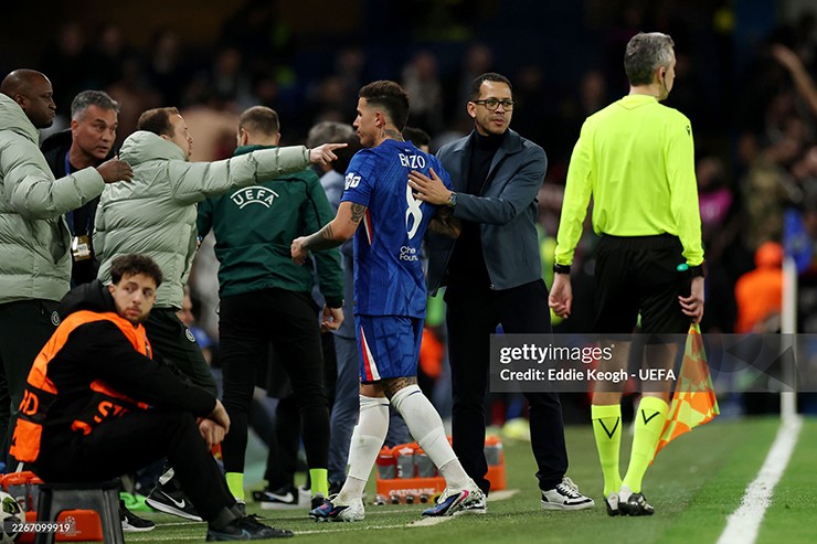 Enzo Fernandez nộp đơn rời Chelsea tới Real, mức giá khổng lồ là rào cản - 1