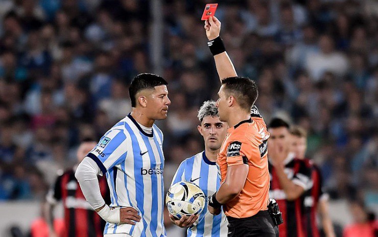 Tin mới nhất bóng đá tối 14/4: Ghana gây sốc khi sa thải HLV, "cha đỡ đầu" Ronaldo hưởng lợi - 3