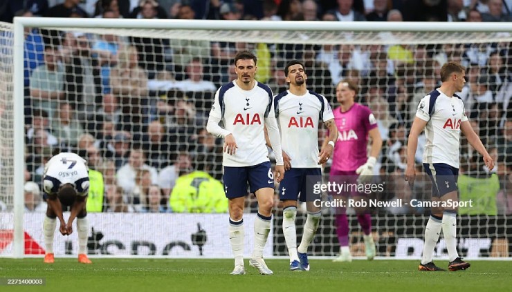 Kết quả bóng đá Tottenham - Brighton: Siêu phẩm, sai lầm & bi kịch phút bù giờ (Ngoại hạng Anh) - 2