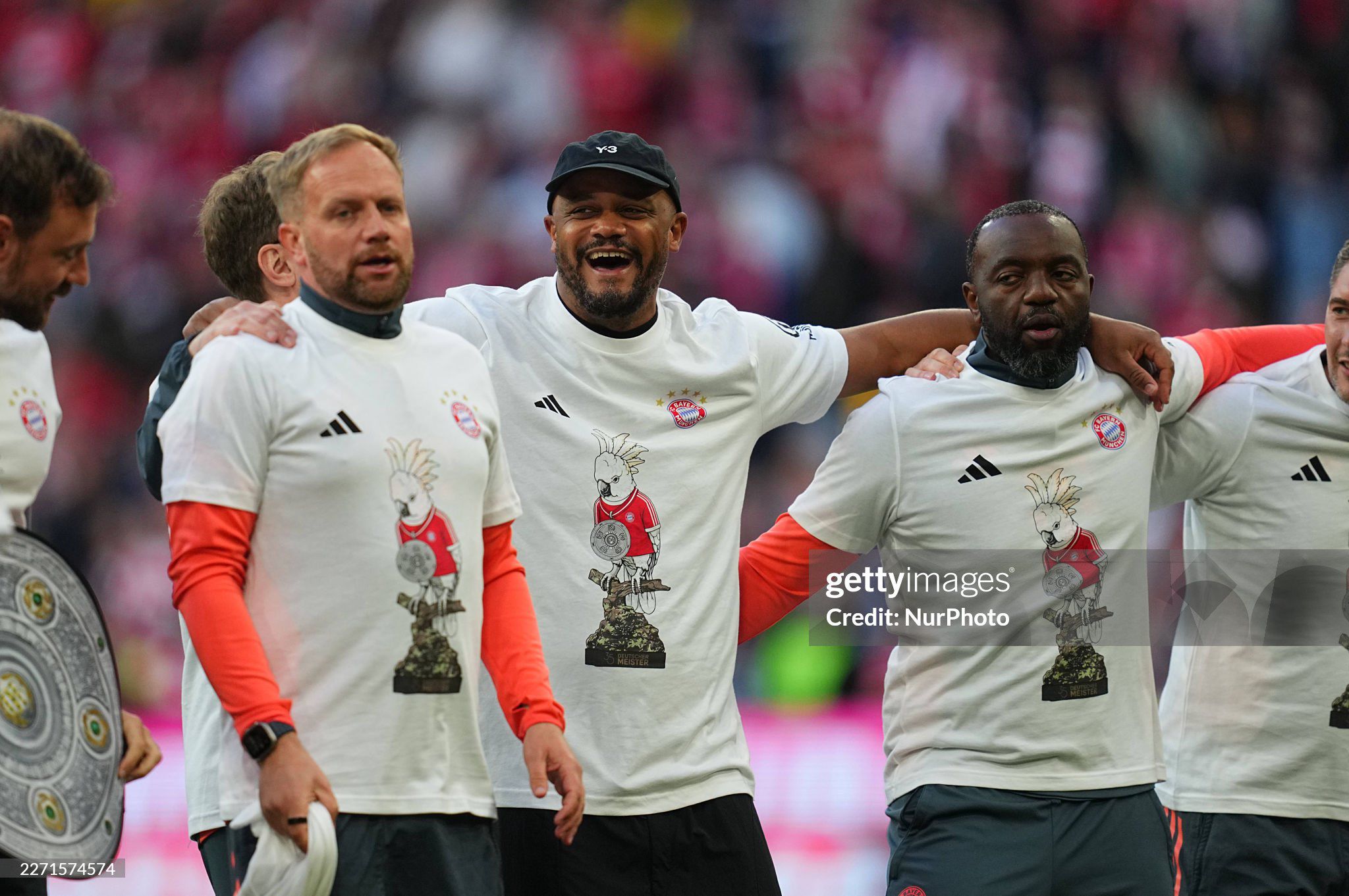 Bayern Munich vô địch sớm nhất 5 giải VĐQG châu Âu, Harry Kane ôm mộng ăn ba - 8