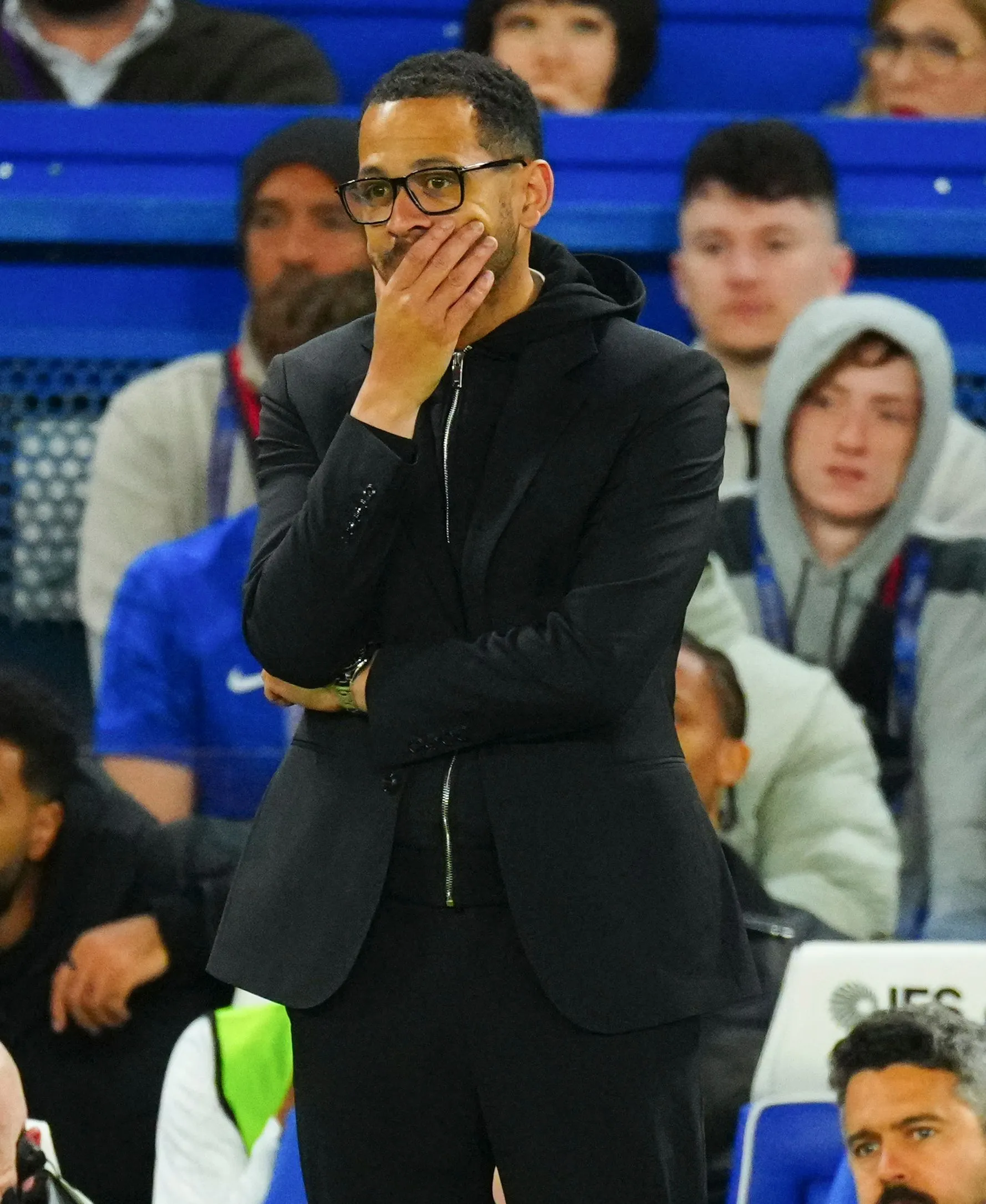 Chelsea cân nhắc sa thải HLV Rosenior, Simeone dẫn đầu danh sách thay thế - 2