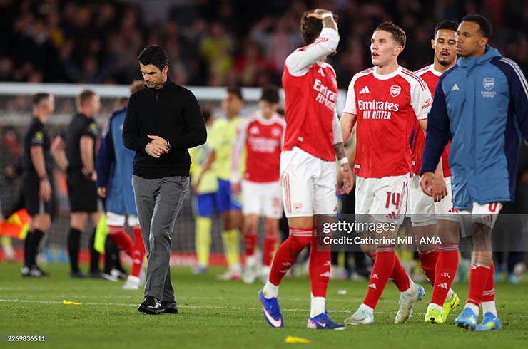 Siêu máy tính dự đoán Arsenal vẫn vô địch Ngoại hạng Anh, MU 98% dự cúp C1 - 2