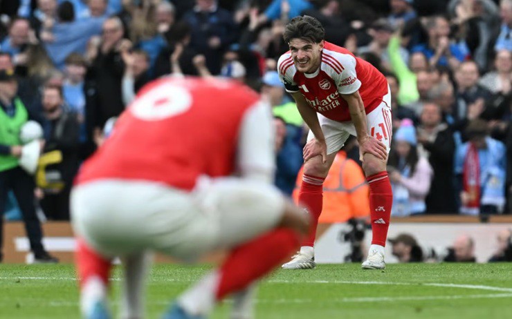 Arteta bất ngờ thay đổi phong cách huấn luyện, Arsenal dồn sức đua vô địch - 1