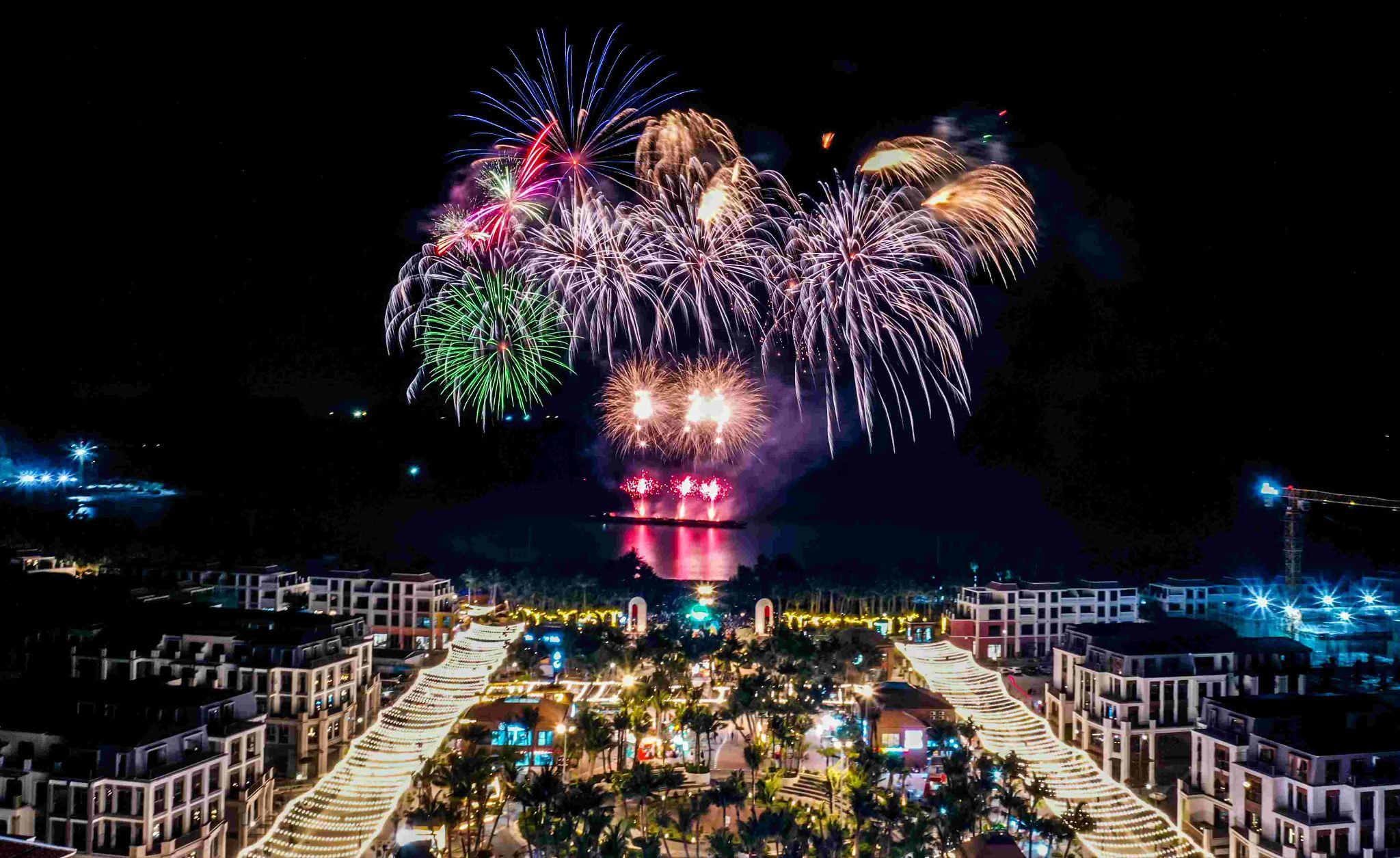 Điểm danh những điểm đến hot nhất trong 2 kỳ nghỉ lễ kéo dài 7 ngày - 3