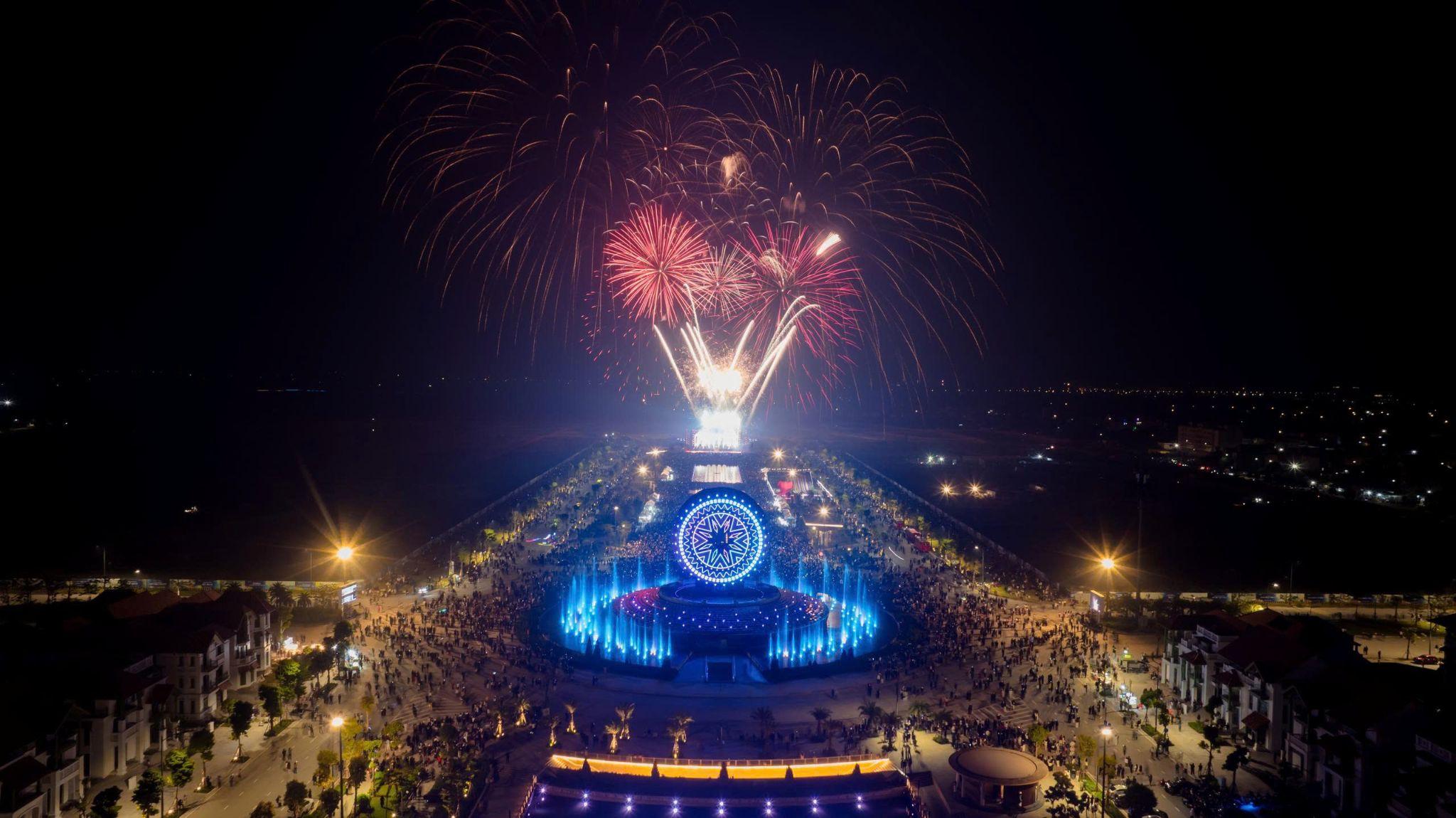 Điểm danh những điểm đến hot nhất trong 2 kỳ nghỉ lễ kéo dài 7 ngày - 7