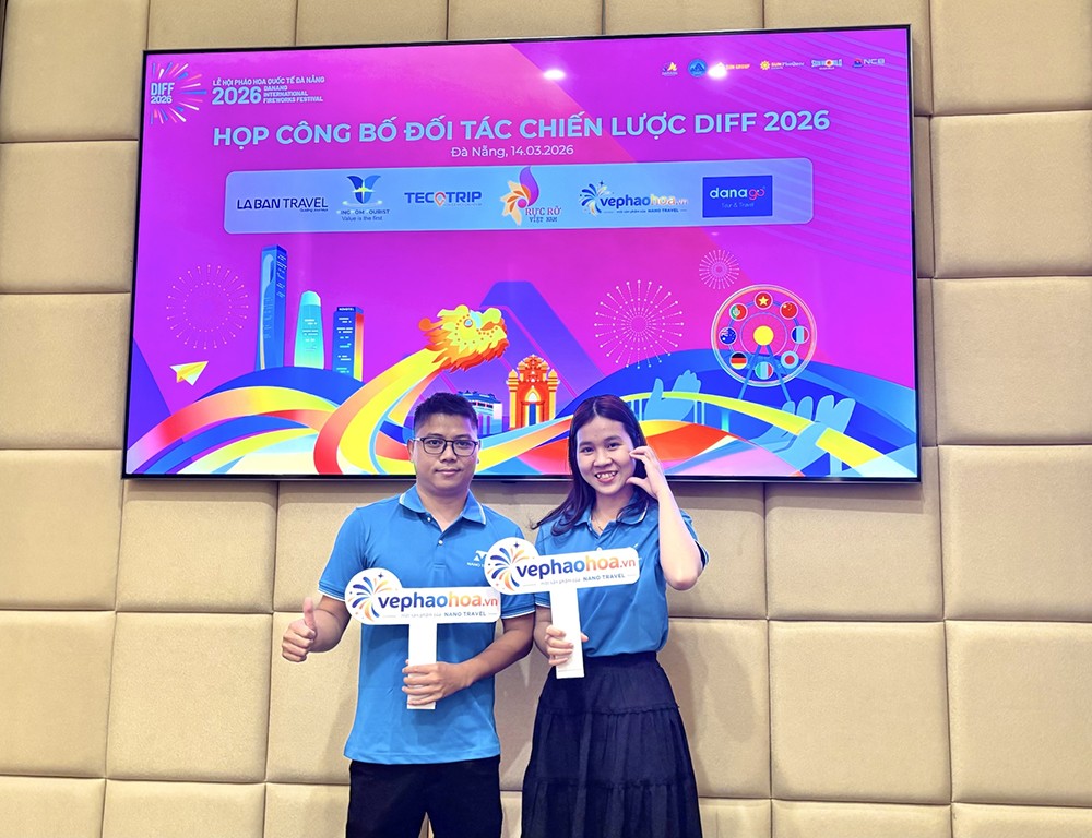 Mua vé pháo hoa Đà Nẵng được tặng gấu bông xinh xắn - 3