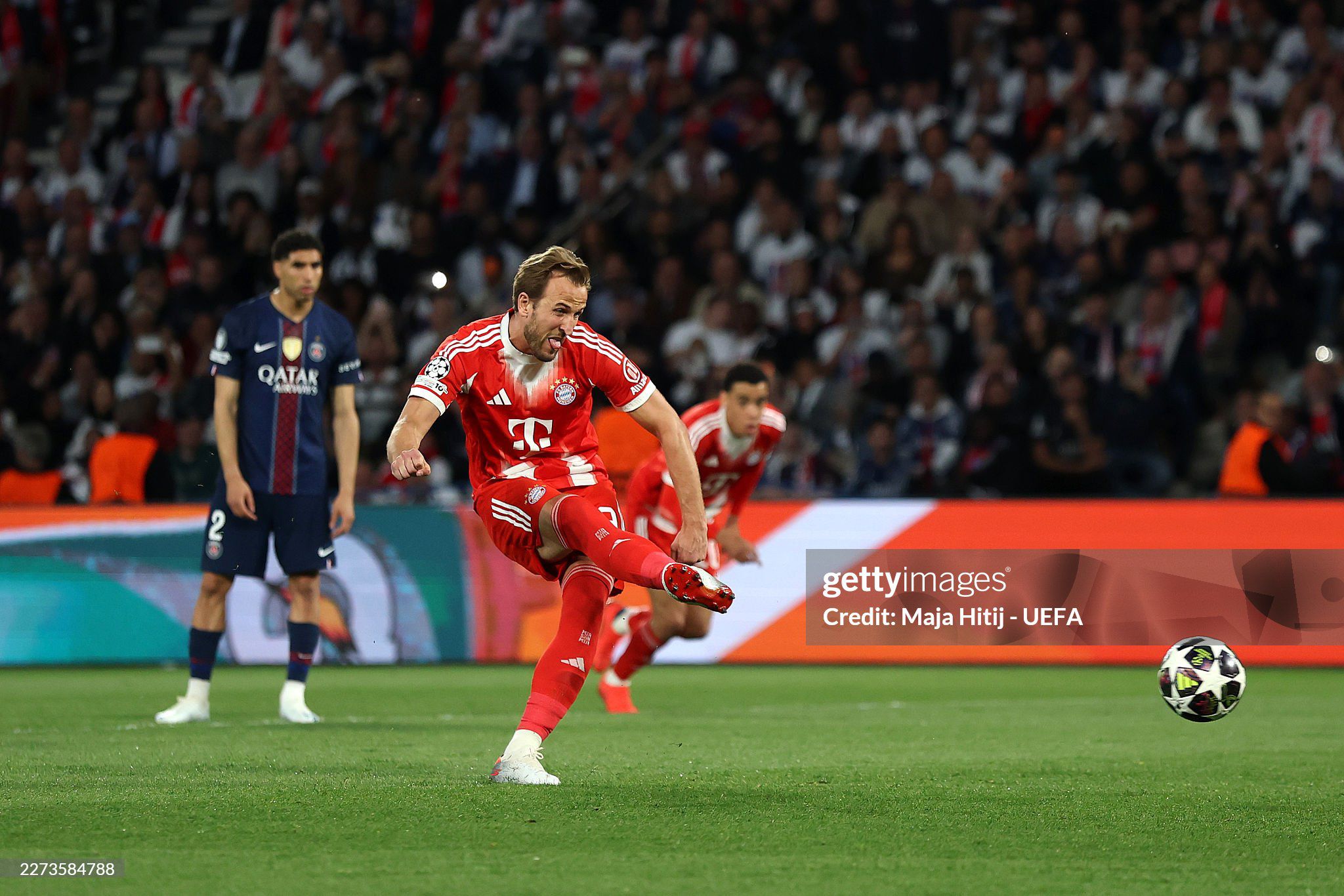 Đêm Paris huyền ảo ở Cúp C1: Đại tiệc bàn thắng, Dembele & "Maradona mới" nhảy múa - 2