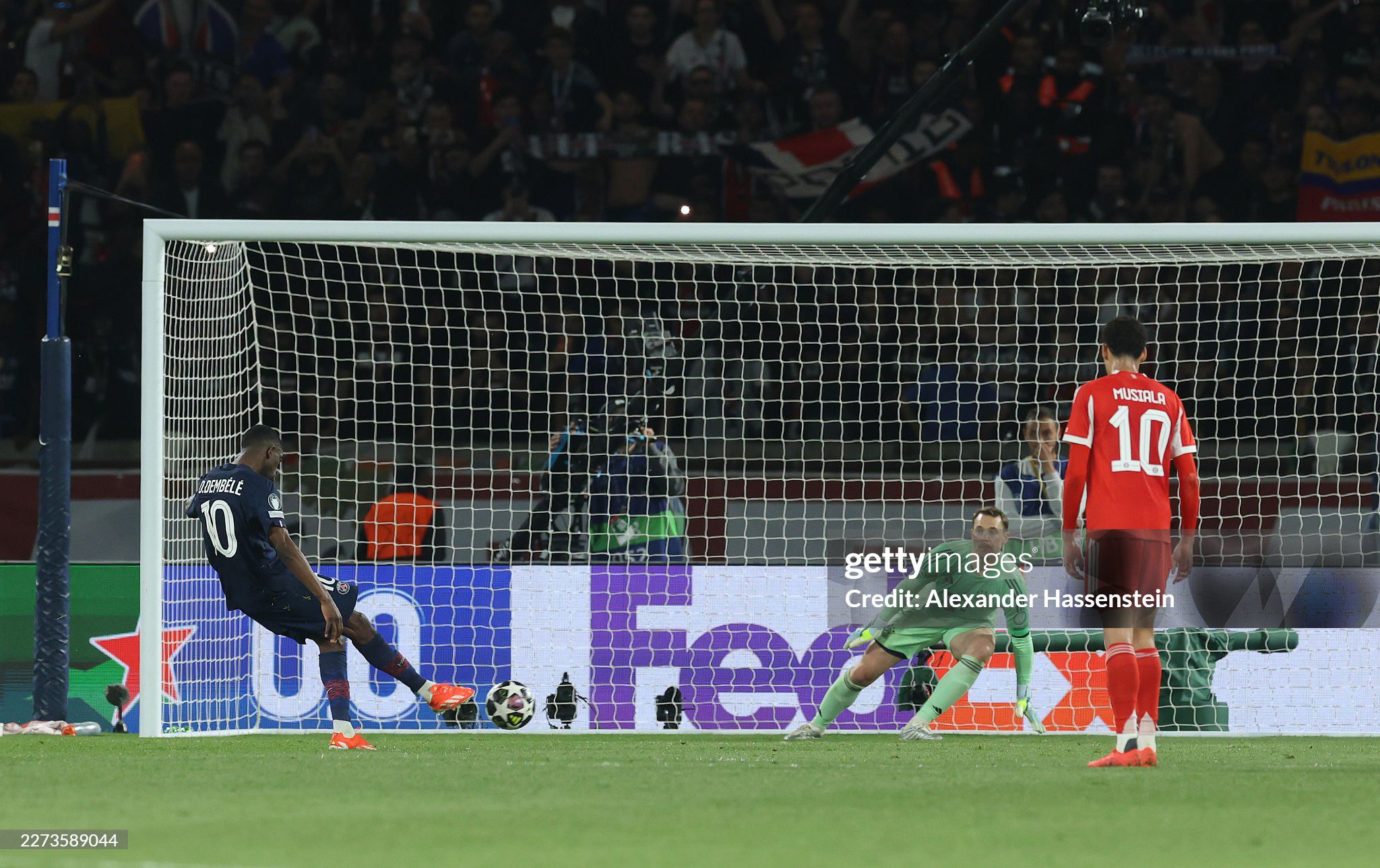 Đêm Paris huyền ảo ở Cúp C1: Đại tiệc bàn thắng, Dembele & "Maradona mới" nhảy múa - 6