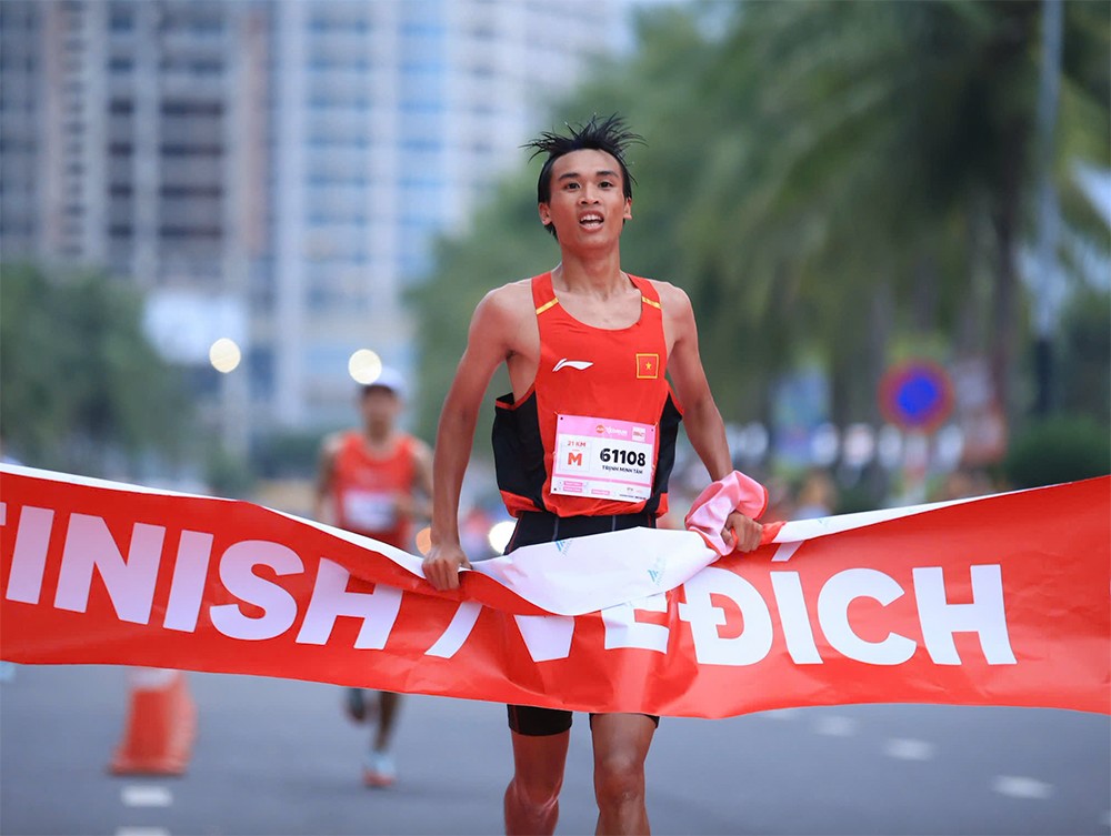 Li-Ning lan tỏa tinh thần thể thao tại Airasia Redrun Danang 2026 - 1