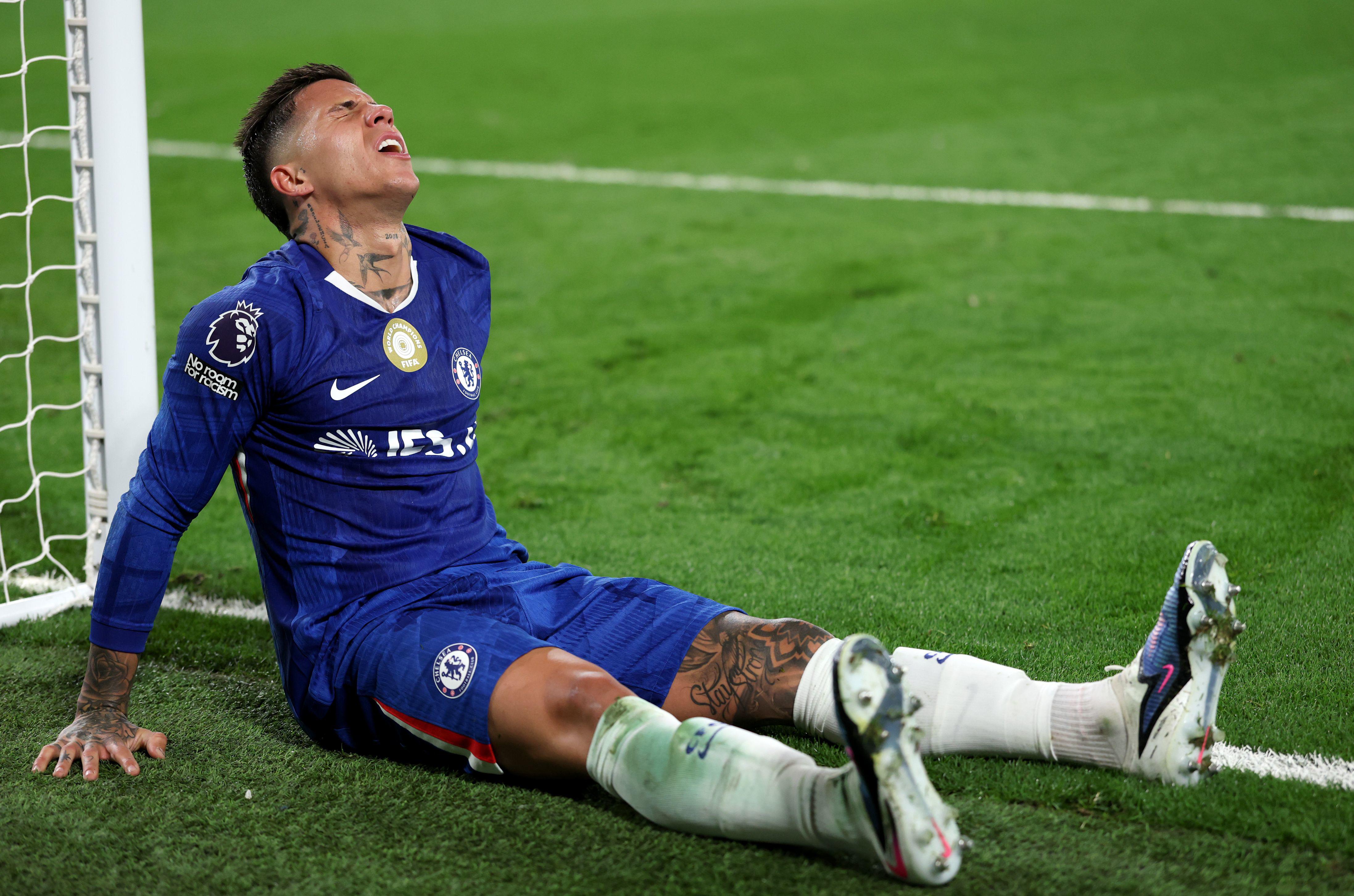 Chelsea còn 0,1% cơ hội dự cúp C1: Tiền mất tật mang, nguy cơ bị cấm thi đấu - 1