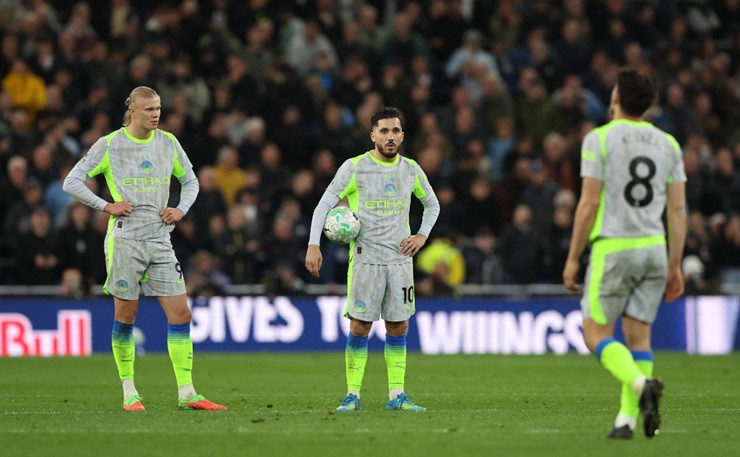 Kịch bản Arsenal vô địch sớm Ngoại hạng Anh: Giải cơn khát 22 năm, Man City ôm hận - 1