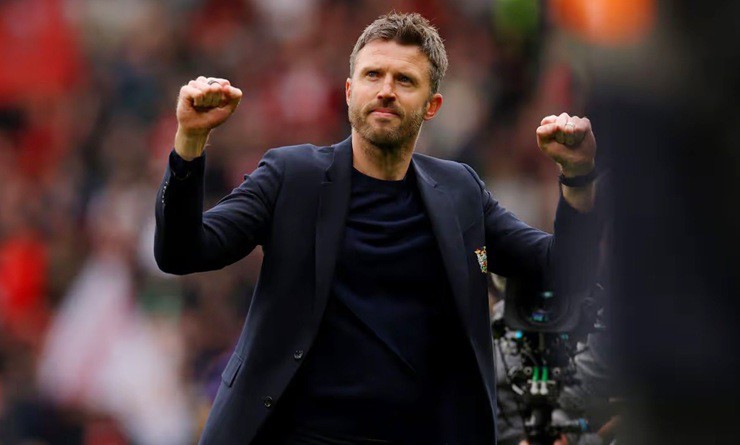 Xavi muốn tranh "ghế nóng" MU với Carrick, tiết lộ phản ứng của giới chủ - 1