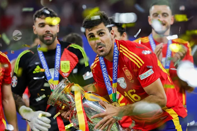 Đội tuyển mạnh nhất World Cup: Tây Ban Nha và canh bạc Yamal, áp lực cho "vua" châu Âu - 2