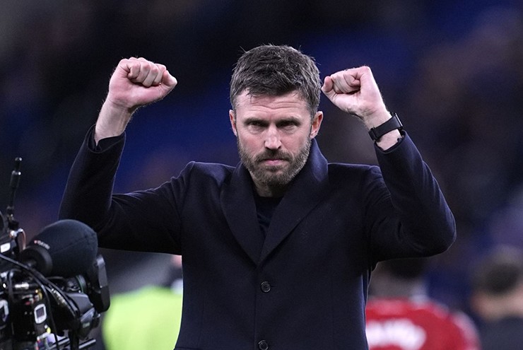Nóng MU tưởng thưởng cho Carrick hợp đồng đến năm 2029 - 1