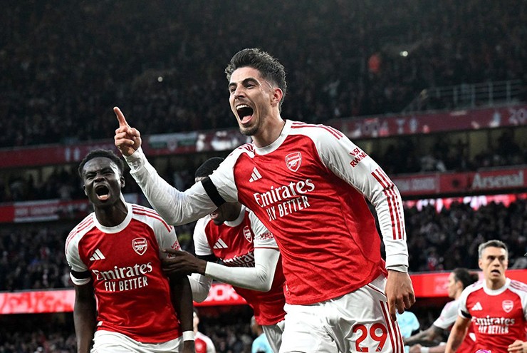Arsenal thắng vất vả: Thầy trò Arteta hướng tới 2 trận "chung kết" lịch sử - 2