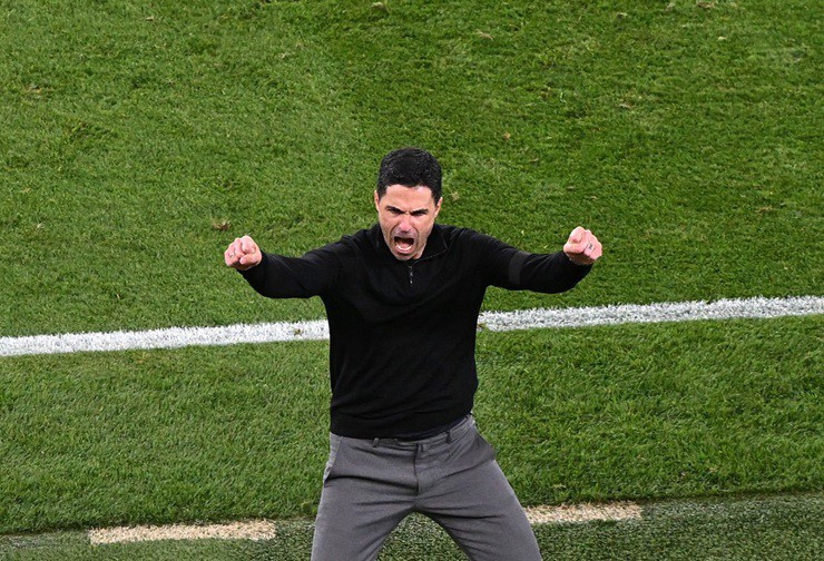 Arsenal thắng vất vả: Thầy trò Arteta hướng tới 2 trận "chung kết" lịch sử - 1