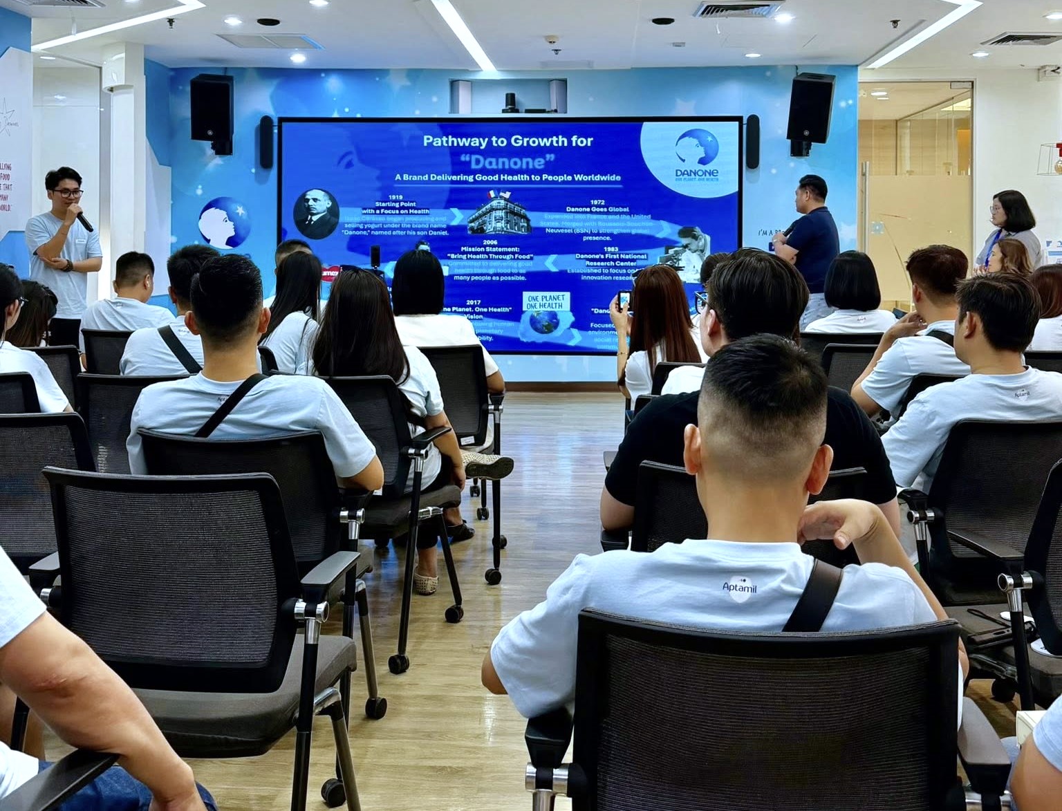 Bắc Nam nâng tầm đối tác với hành trình tri ân đẳng cấp “Cất cánh cùng Aptamil” - 2