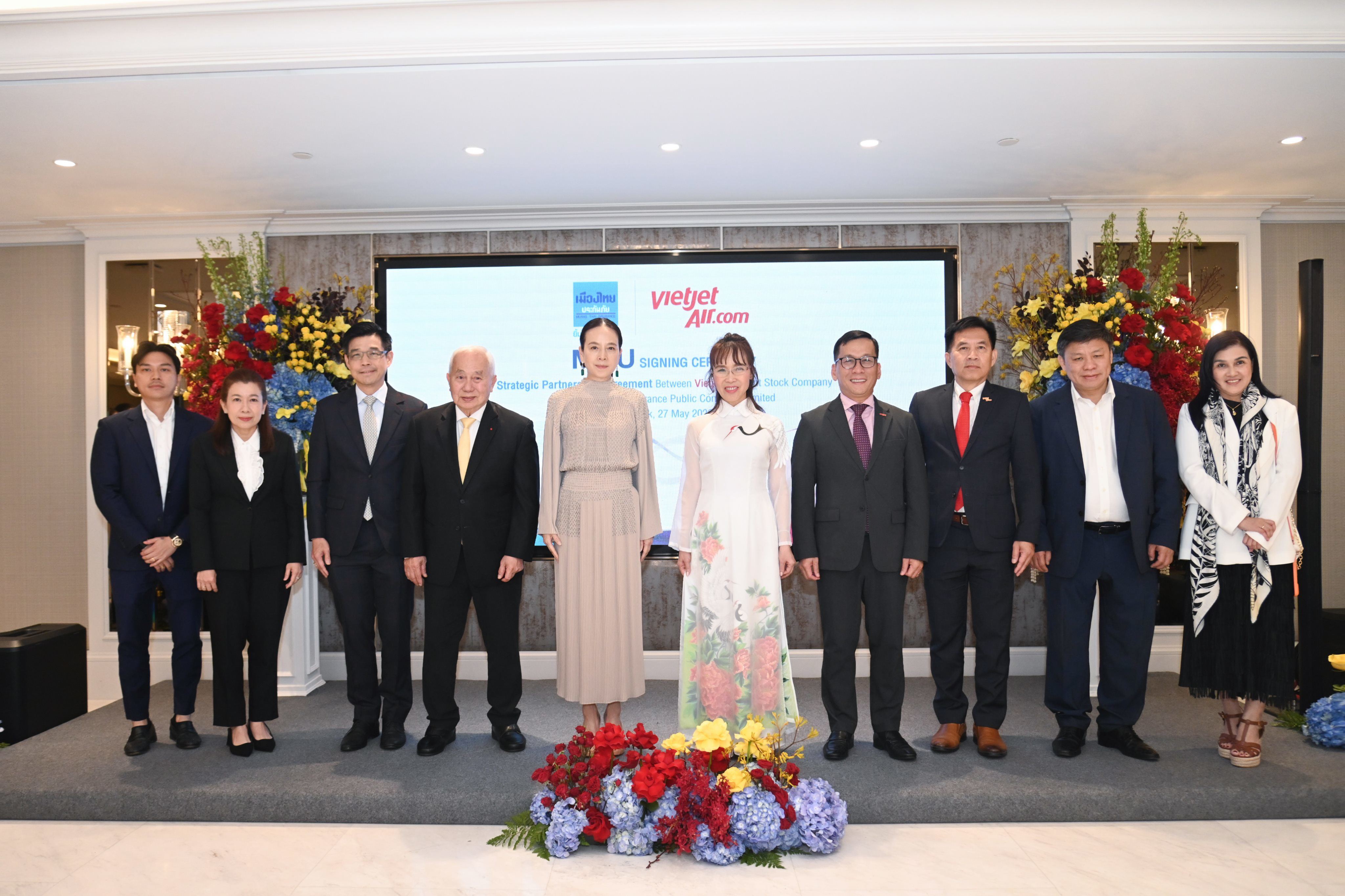 Madam Pang và Tiến sĩ Nguyễn Thị Phương Thảo đồng hành vì bóng đávà tình hữu nghị Việt Nam – Thái Lan - 1