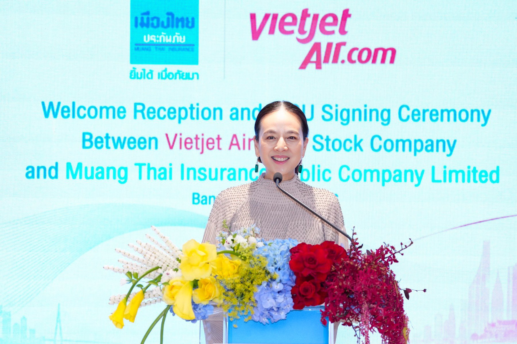 Madam Pang và Tiến sĩ Nguyễn Thị Phương Thảo đồng hành vì bóng đávà tình hữu nghị Việt Nam – Thái Lan - 3