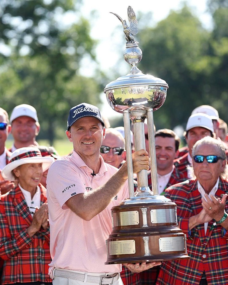 Russell Henley có cúp PGA Tour thứ 6 sau chiến thắng kịch tính tại Charles Schwab Challenge - 3
