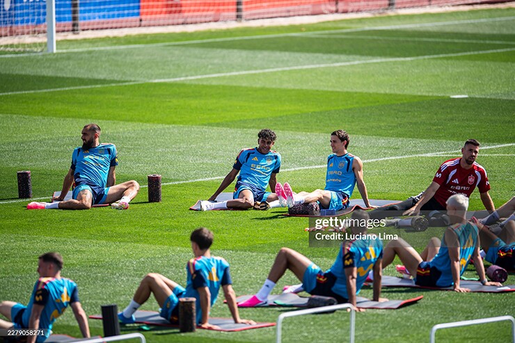 Yamal nuôi mộng "phục hận" Dembele, hứa sẽ để râu nếu vô địch World Cup 2026 - 2