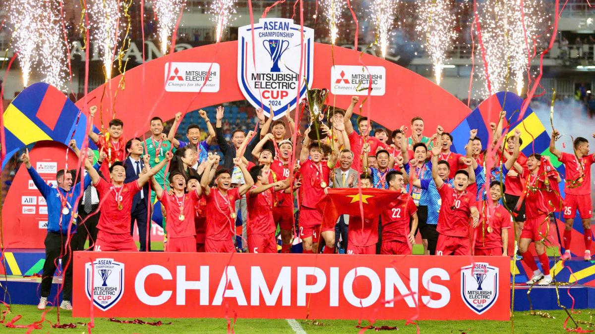 FPT Play chiếu trọn vẹn 3 giải bóng đá ‘hot’ nhất mùa hè 2026 - 2