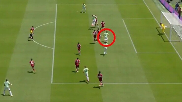 Tranh cãi VAR ở World Cup: Qatar bị thổi phạt đền oan, Neville tố FIFA "độc tài" - 1