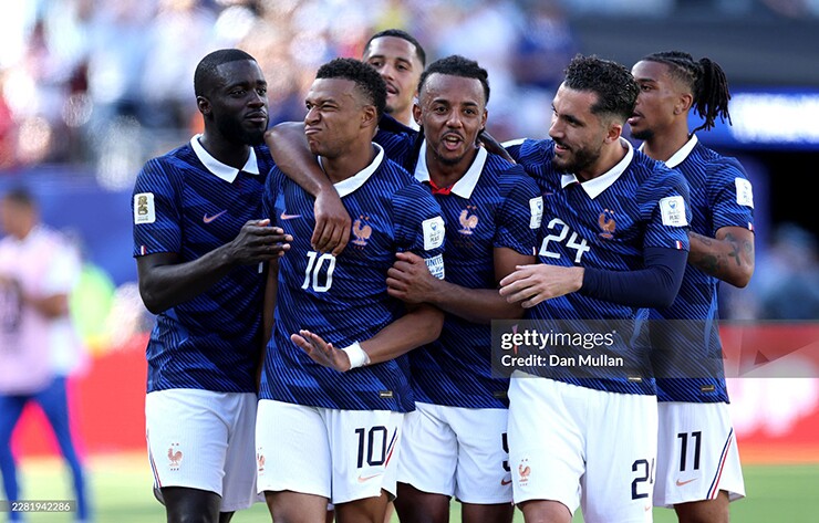 Bí ẩn màn "thổi sáo" của Mbappe: Lời hứa đặc biệt được thực hiện ở World Cup - 3