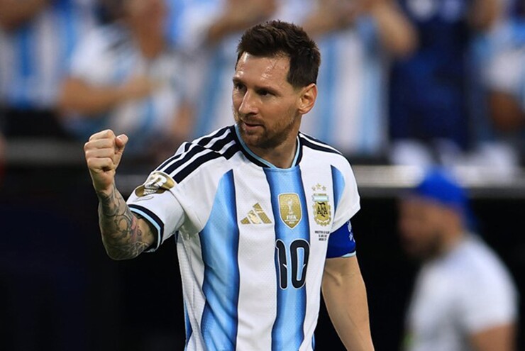 Mãn nhãn Messi lập hat-trick, san bằng kỷ lục vĩ đại nhất lịch sử World Cup - 1