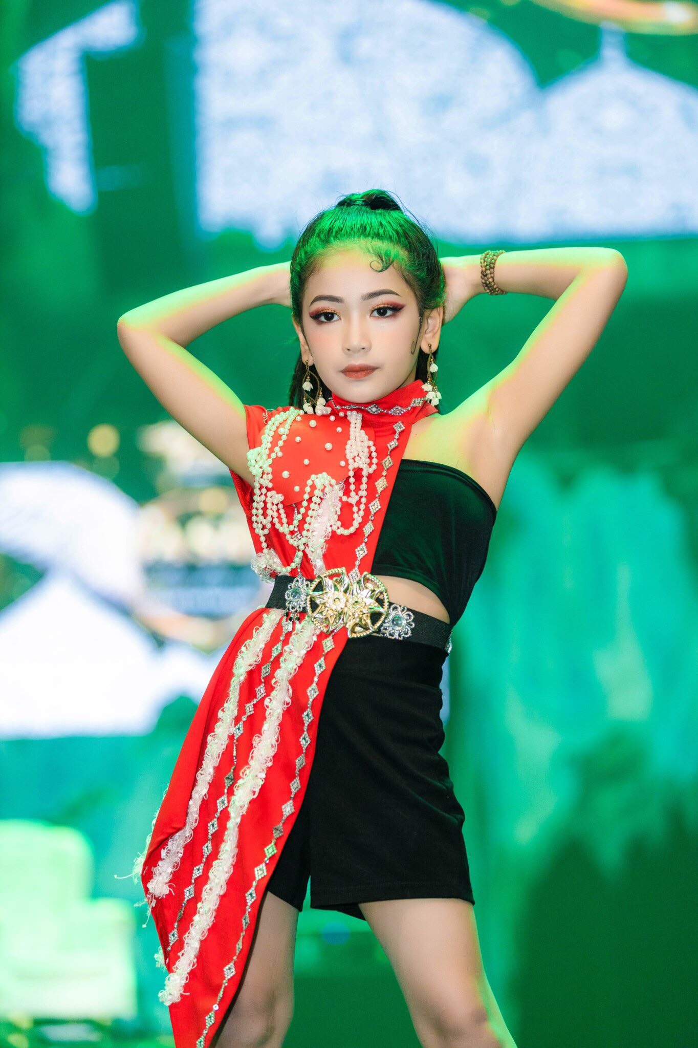 Nguyễn Tường Vy soái ngôi vị Á quân “Tỏa sáng thiên thần nhí&#34; tại vòng ghi hình chung kết toàn quốc - 2