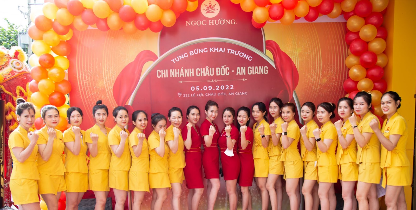 Thẩm mỹ viện Ngọc Hường luôn chật kín khách những ngày khai trương - 3