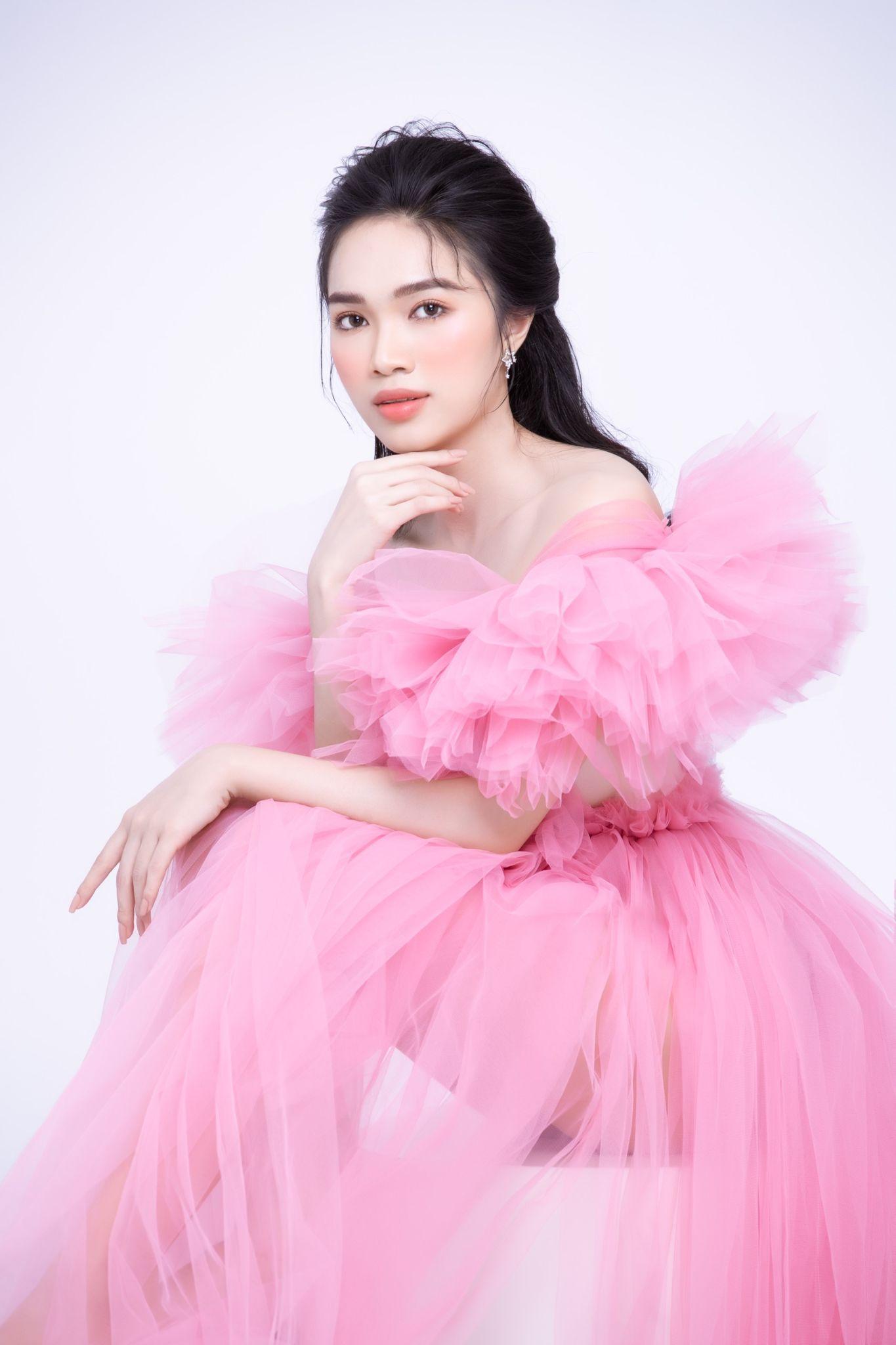 Hành trình chinh phục ước mơ của nữ CEO 9X Trần Ngọc Thúy Vy - 2