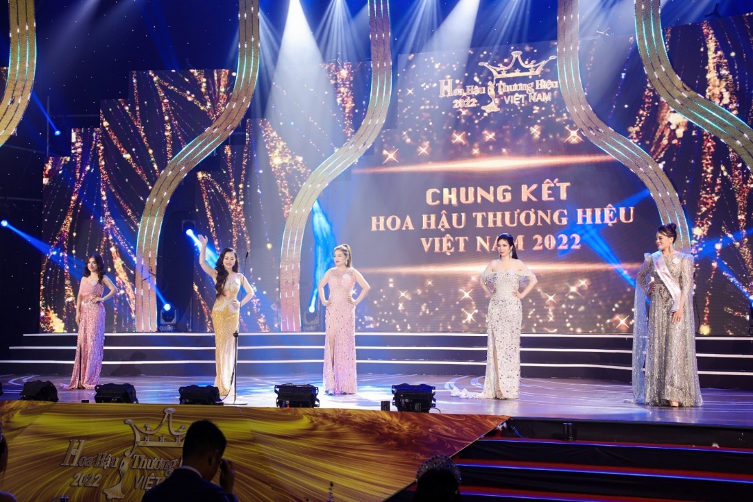 Tống Thị Kim Oanh đăng quang Á hậu 3 cuộc thi Hoa hậu Thương hiệu Việt Nam 2022 - 3