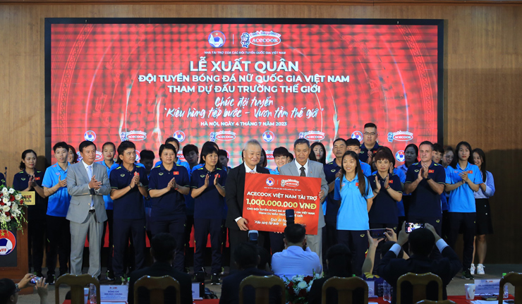 Huỳnh Như chia sẻ xúc động ở lễ xuất quân ĐT nữ Việt Nam dự World Cup 2023 - 2
