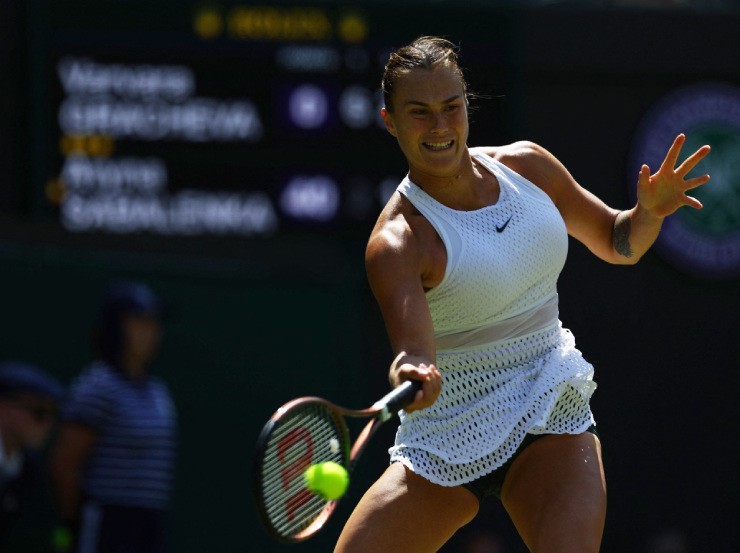 Wimbledon đón "Nữ hoàng" mới: Sabalenka có cơ hội "nhân đôi" niềm vui - 1