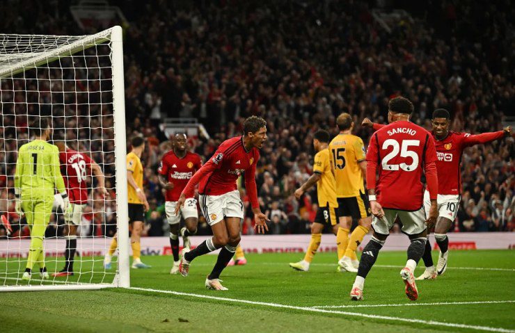 Rực lửa Ngoại hạng Anh vòng 1: Thành Manchester toàn thắng, ấn tượng Newcastle - 2