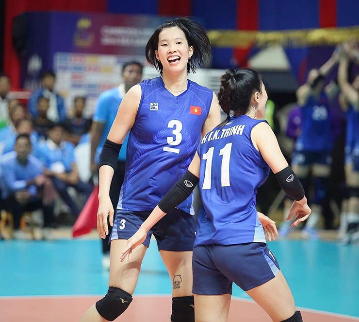 Nóng bóng chuyền nữ VTV Cup 2023: 2 đội tuyển Việt Nam 1 và 2 đều thắng - 3