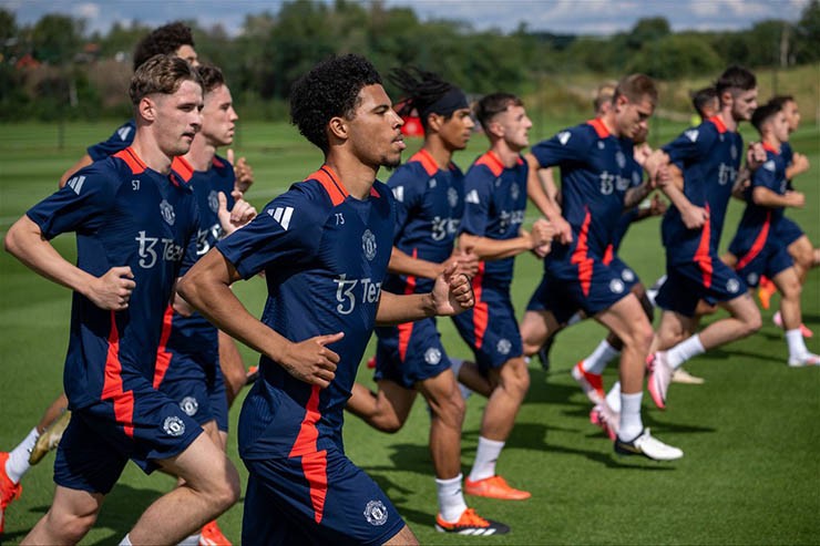Nhận định bóng đá Rosenborg - MU: “Quỷ đỏ” bắt đầu hành trình đầy hy vọng - 1