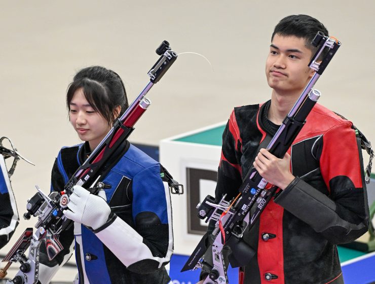 "Tiên đồng ngọc nữ" bắn súng Trung Quốc giành HCV đầu tiên Olympic Paris - 1