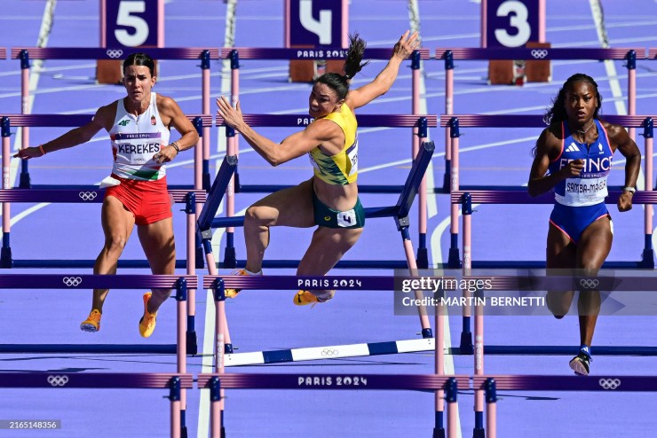 Người đẹp "rung lắc" gặp sự cố Olympic, kiều nữ "nhận 0 điểm" chạy 100m rào nữ - 2