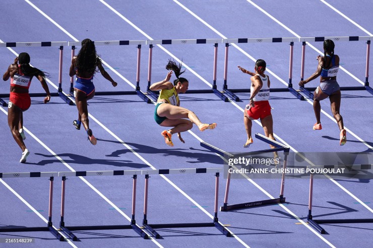 Người đẹp "rung lắc" gặp sự cố Olympic, kiều nữ "nhận 0 điểm" chạy 100m rào nữ - 3