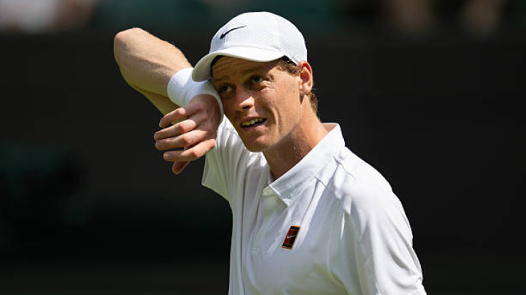 Djokovic và Sinner lập "mưa kỷ lục" ngày Wimbledon nhận cú sốc sau 150 năm - 2